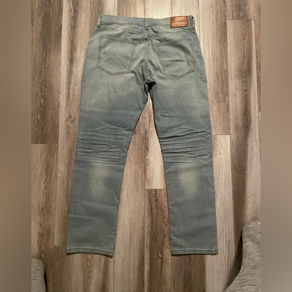 Men’s slim fit denim jeans (worn once). - Picture 3 of 3